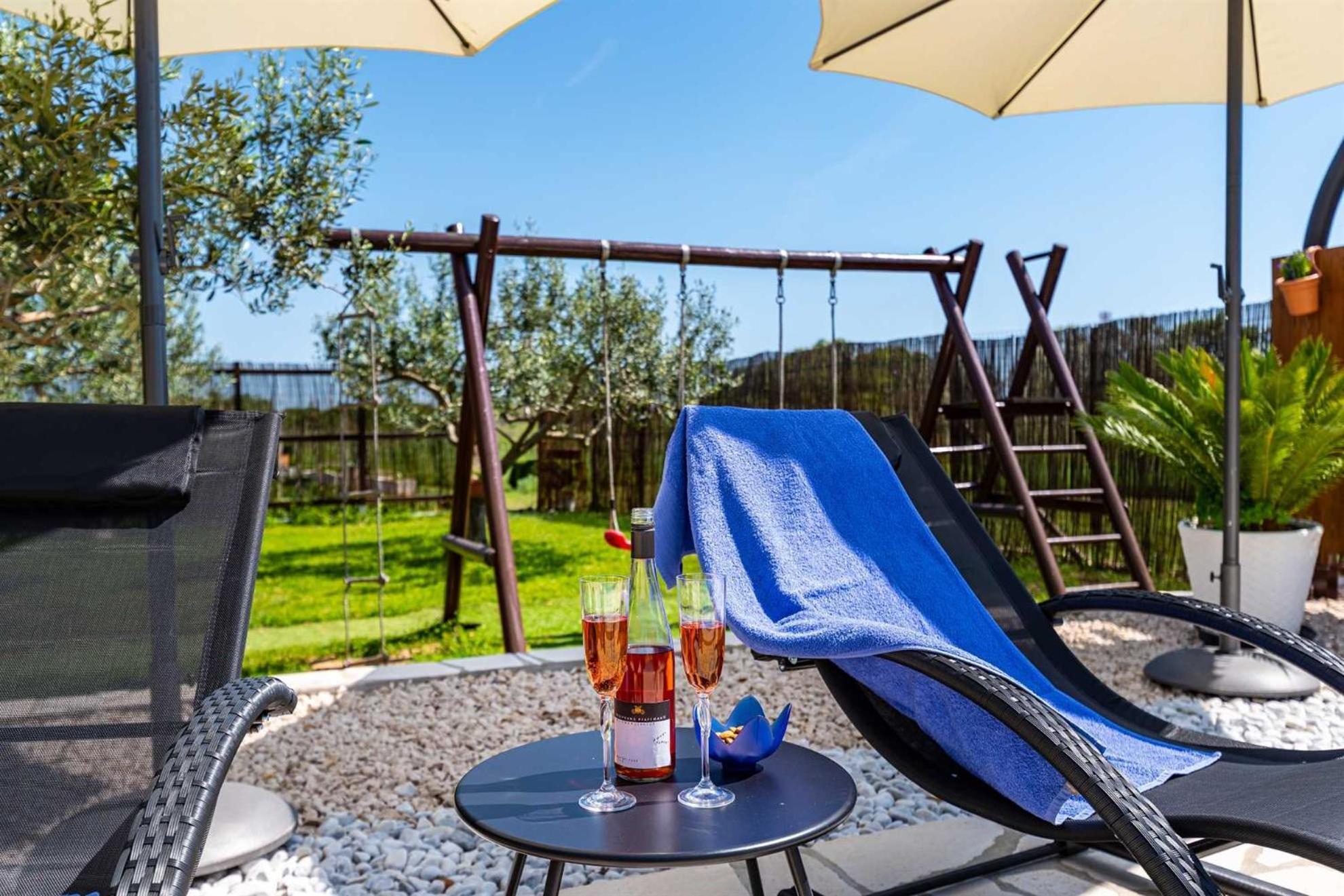Apartment House Simoni With Pool, Zadar County 普利拉卡 外观 照片